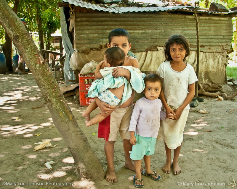 San Salvador Children