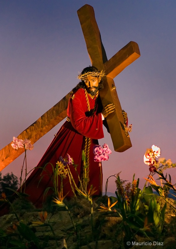Jesus of La Merced at Dawn - ID: 9978308 © Mauricio Diaz