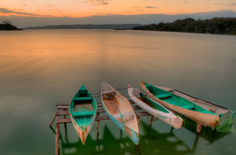  Peten lake