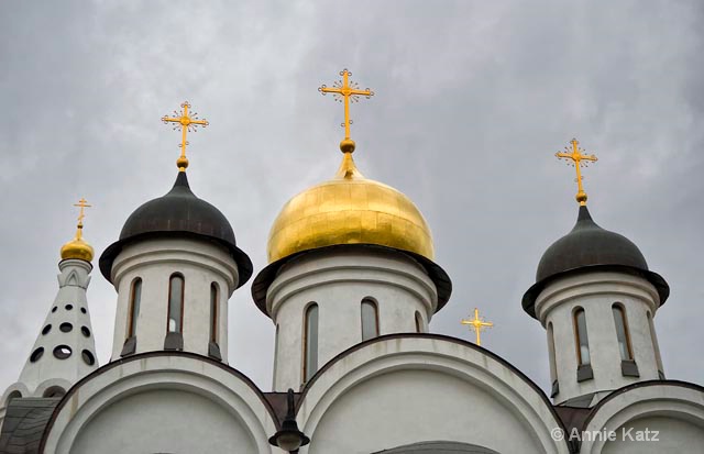 russian orthodox church - ID: 9995136 © Annie Katz