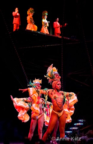 tropicana dancers - ID: 9995335 © Annie Katz