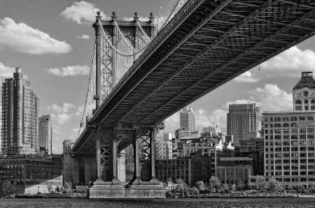 Manhattan Bridge and Brooklyn Waterfront