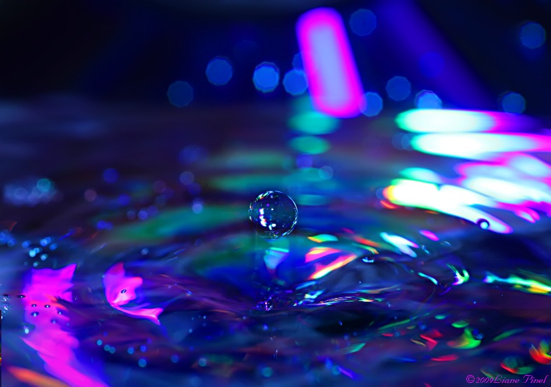 neon water
