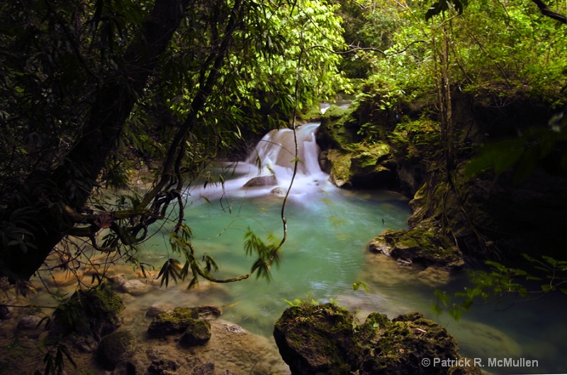 Kawasan Falls