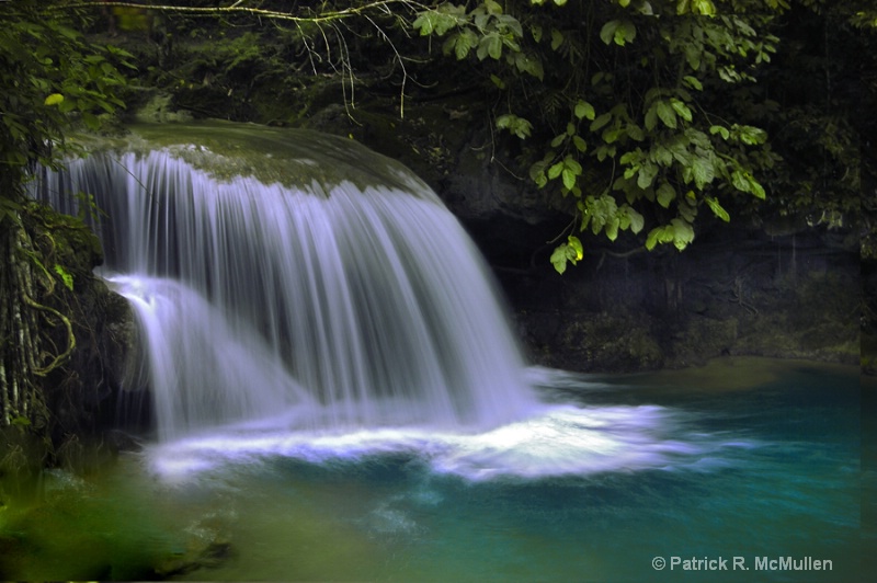 Kawasan Falls