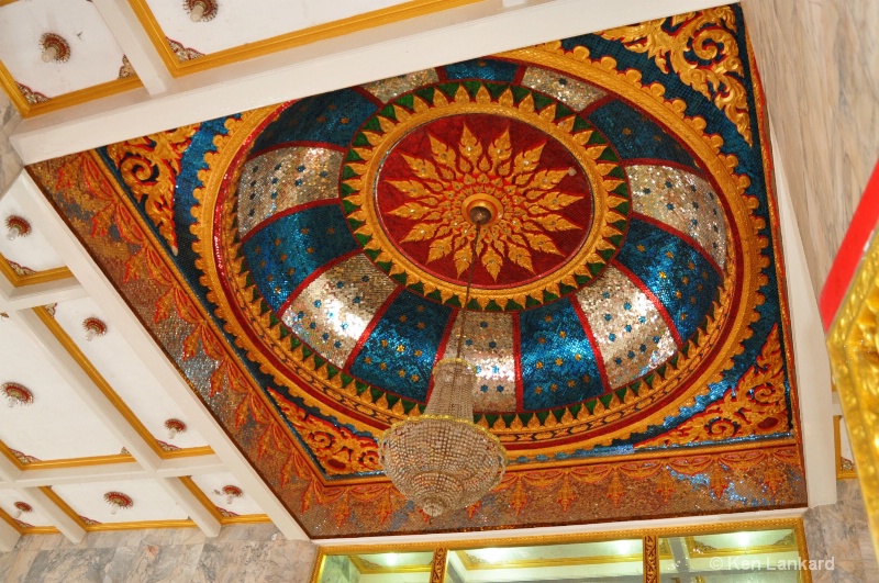 thai temple ceiling