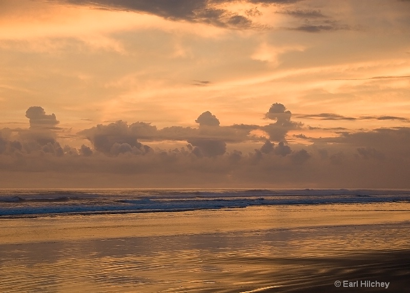 Costa Rica Sunset - ID: 10389249 © Earl Hilchey