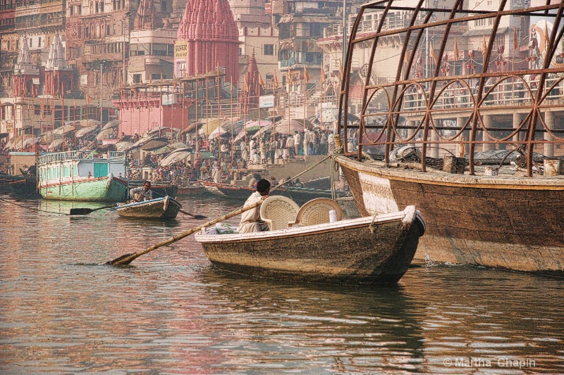  Ganges River India - ID: 10396431 © Martha Chapin
