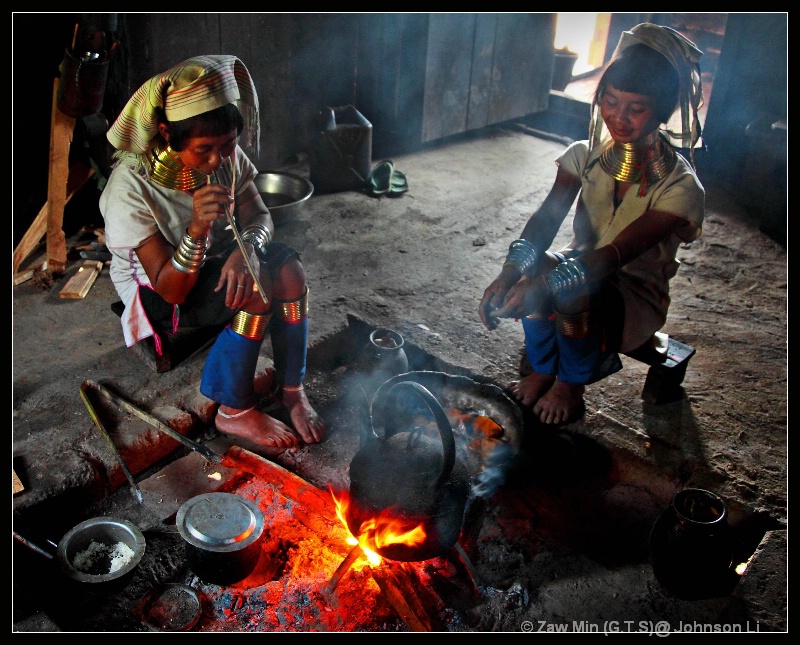 padaung ladies