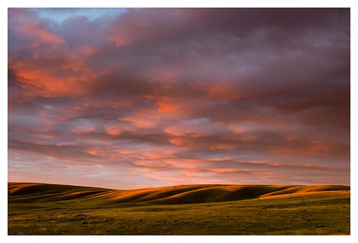 Southern Alberta Sunrise - ID: 10464597 © Jim D. Knelson
