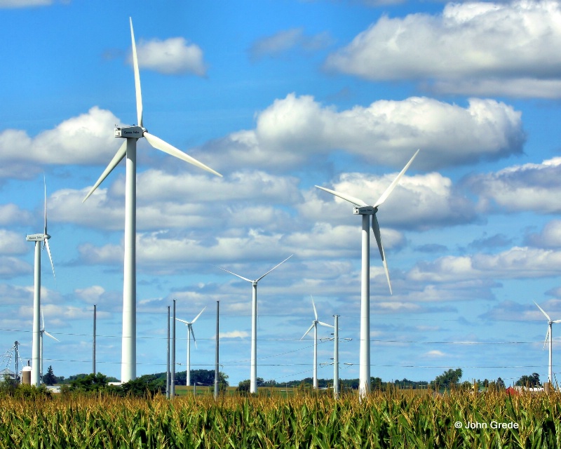 wind farm  - ID: 10473411 © John R. Grede