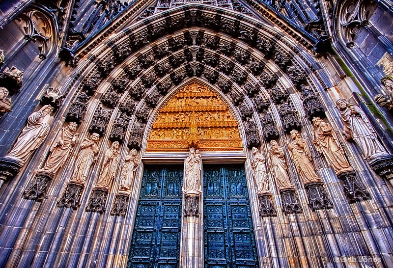 Doorway to the Dom