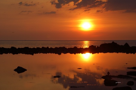 TIDAL POOL AT SUNRISE