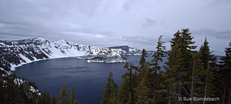 Crater Lake in Spring, OR - ID: 10540744 © Sue P. Stendebach