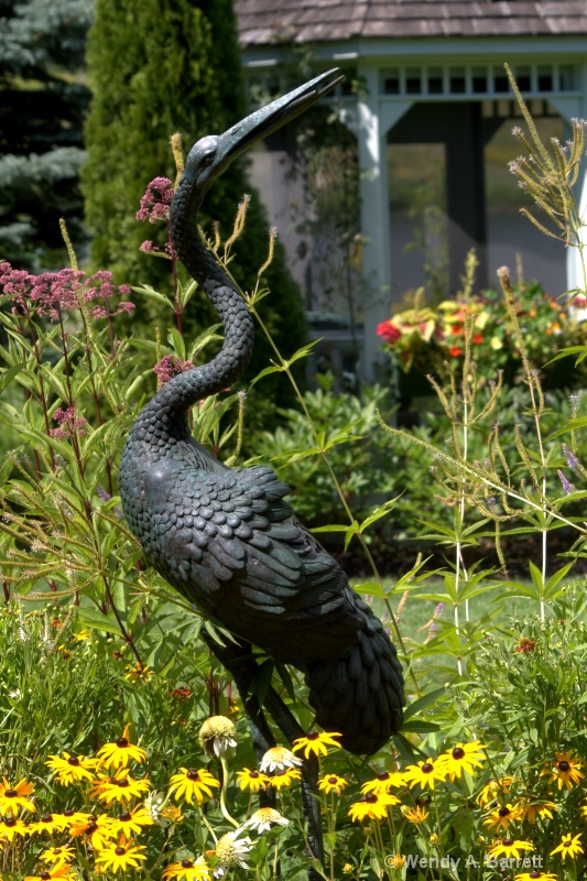 Heron sculpture - ID: 10549683 © Wendy A. Barrett
