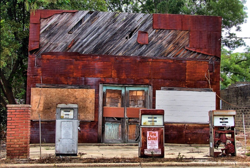 De Old Service Station