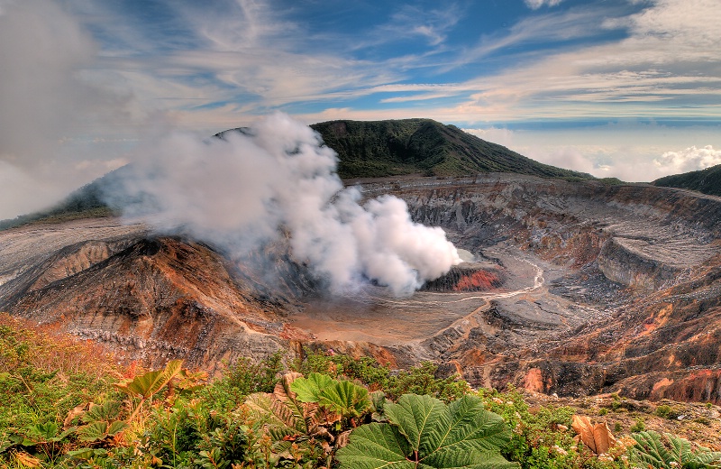 Poas volcano