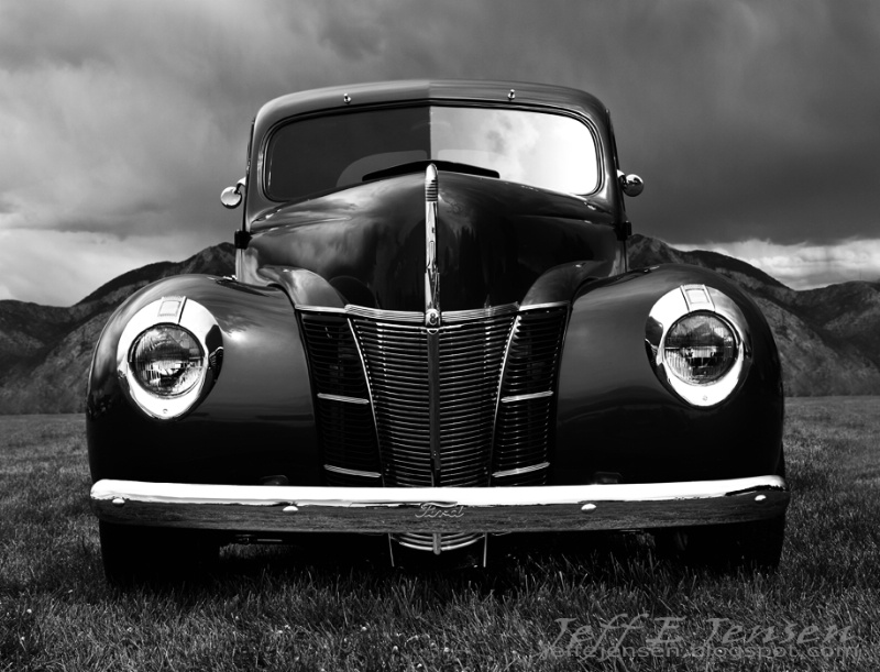 B&W Ford