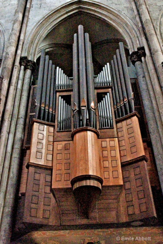Pipe Organ in "The DOM" - ID: 10609898 © Emile Abbott
