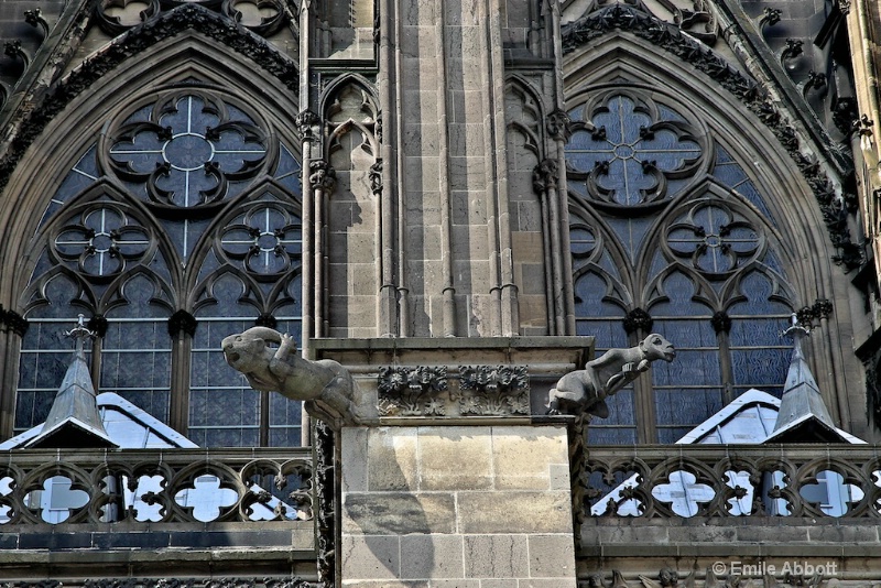 Gargoyles and Pointed Arches of Cologne Cathedral - ID: 10609914 © Emile Abbott