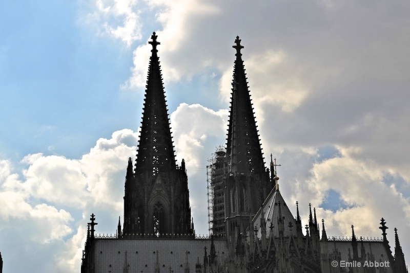 Tall twin spires of Cologne Cathedral - ID: 10609951 © Emile Abbott