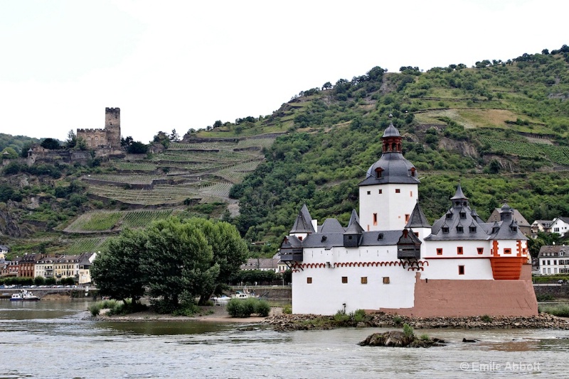 Pfalzgrafenstein and Gutenfels Castles