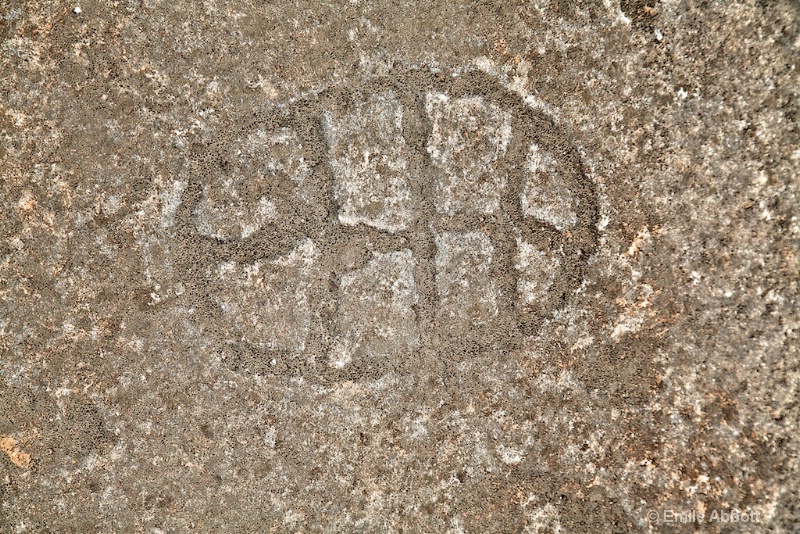 Discrete Geometric Petroglyphs - ID: 10682207 © Emile Abbott