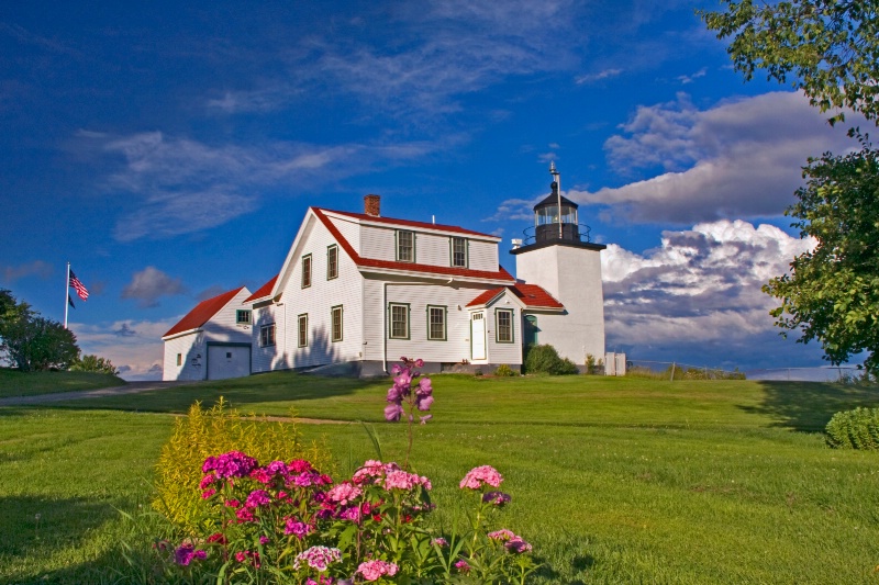 Fort Point Light