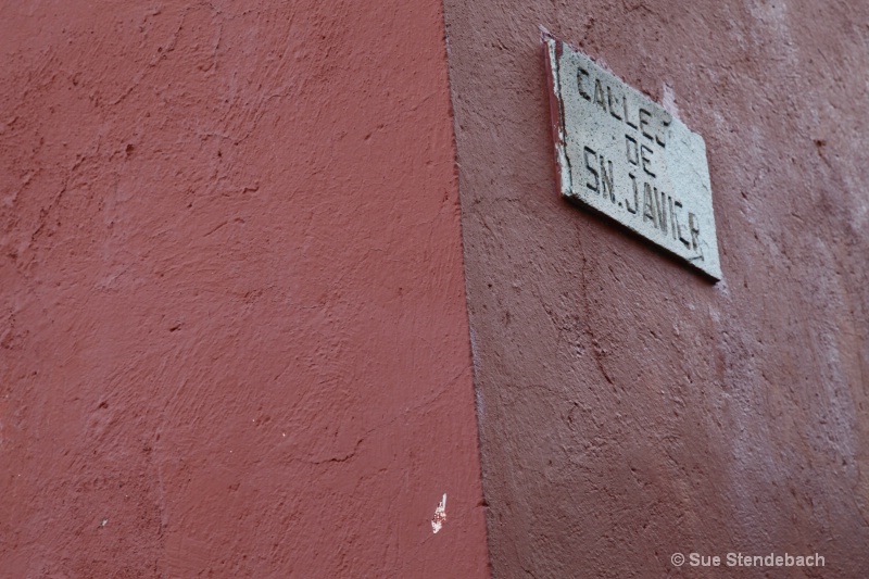 Calle de San Javier, Guanajuato, Mexico - ID: 10758841 © Sue P. Stendebach