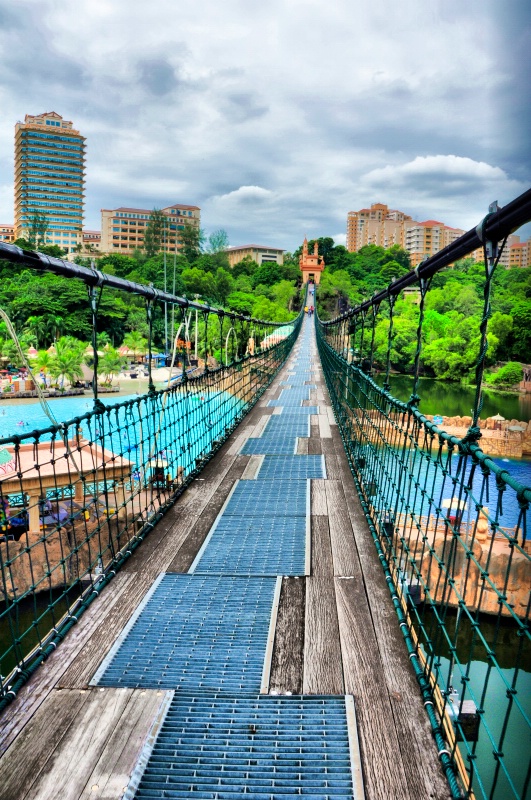 Suspension bridge