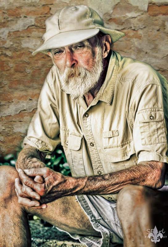 Tired Old Fisherman@@Background & Texture
