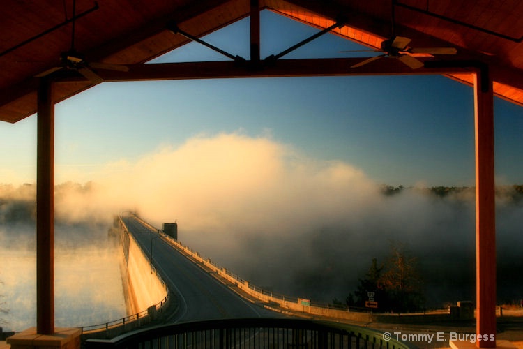 Sunrise: Bull Shoals Dam