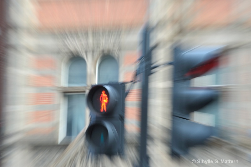 Zoomed red light - ID: 11069437 © Sibylle G. Mattern