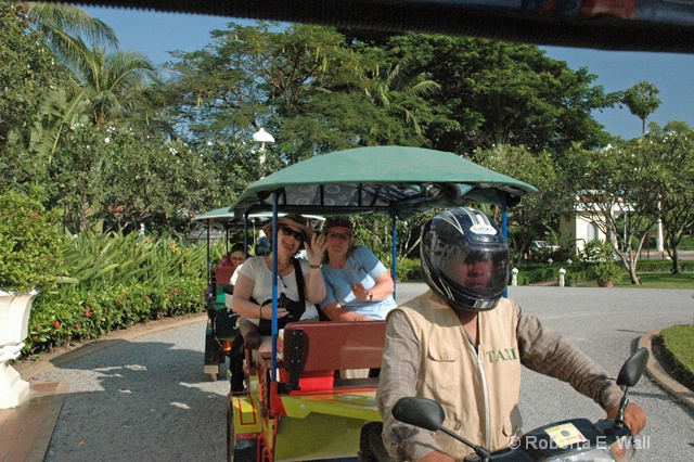 Cambodia pedicab ride to Angor Wat