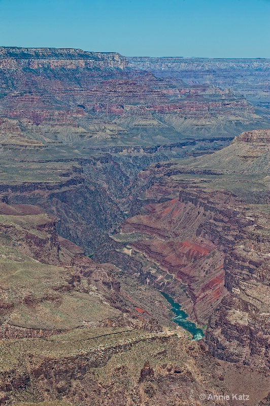 the winding colorado  - ID: 11213959 © Annie Katz