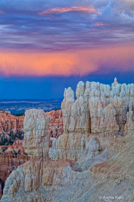 dawn at bryce canyon - ID: 11214083 © Annie Katz