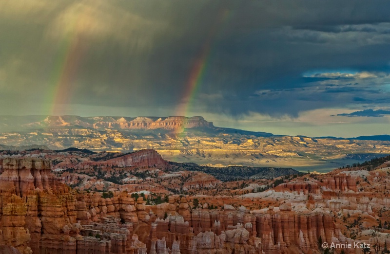 two rainbows - ID: 11214238 © Annie Katz