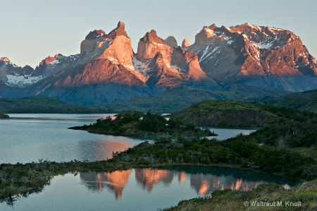 Lake Pehoe Sunrise