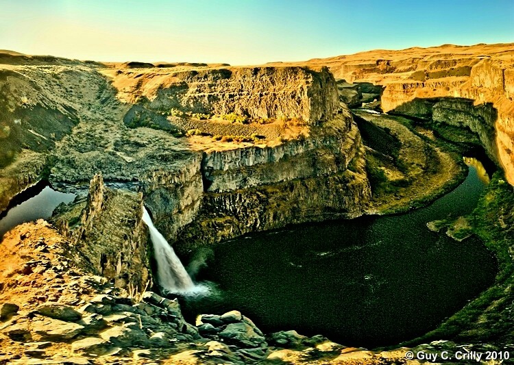 Looking South at Palouse Falls