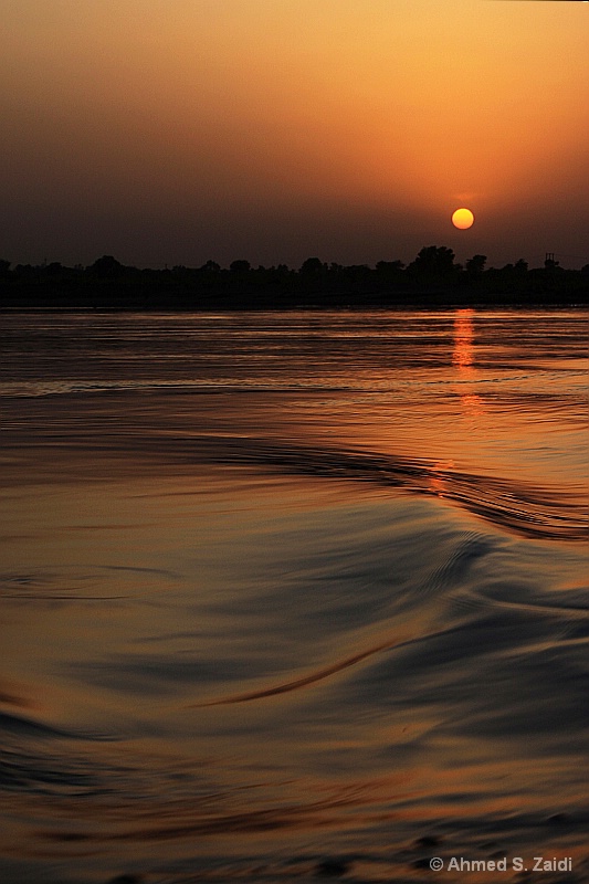 Cozy sunset - River Indus