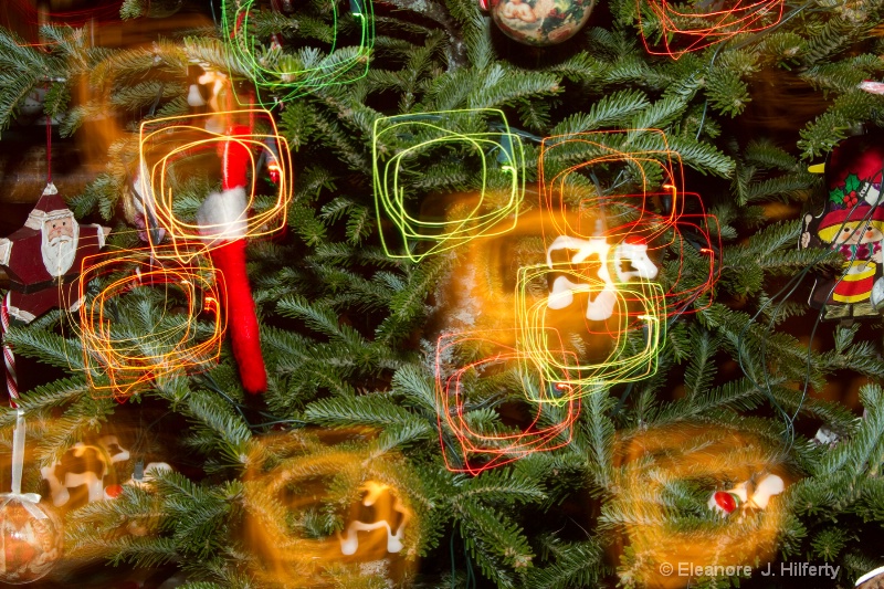 Christmas tree - ID: 11311016 © Eleanore J. Hilferty