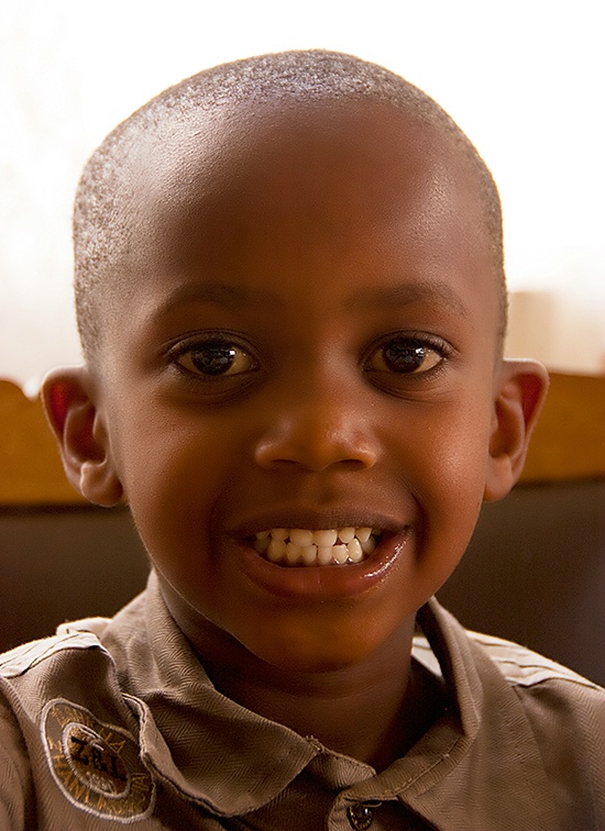 Kenyan Smile - ID: 11344033 © Mike Keppell