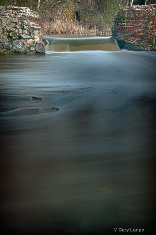 Mission Dam in HDR