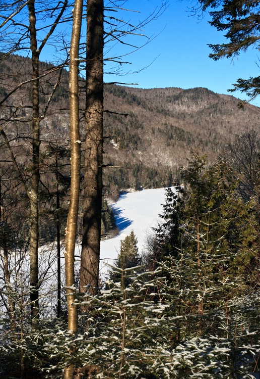 Jacques Cartier river in winter.