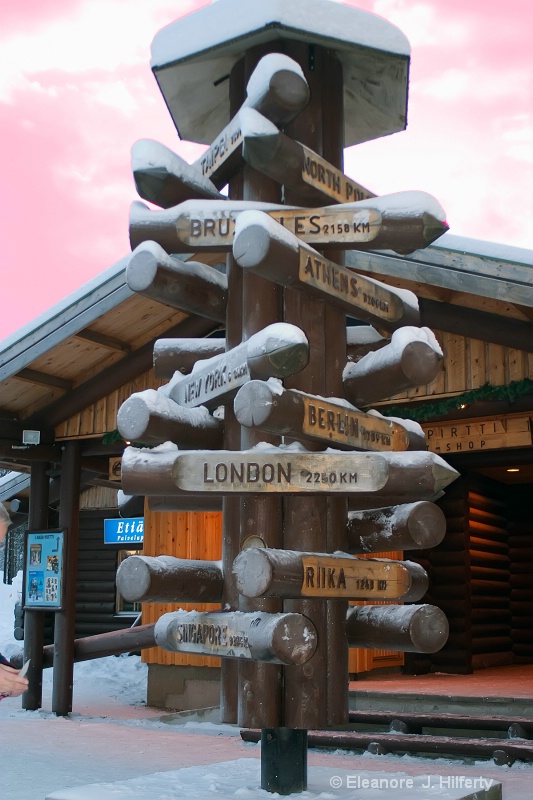 Direction sign, Arctic Circle