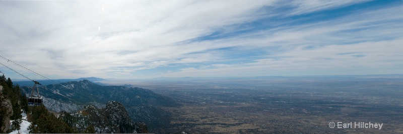 Sandia tram - ID: 11399837 © Earl Hilchey