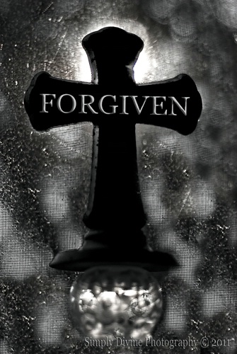 FORGIVEN - ID: 11442072 © Susan M. Reynolds