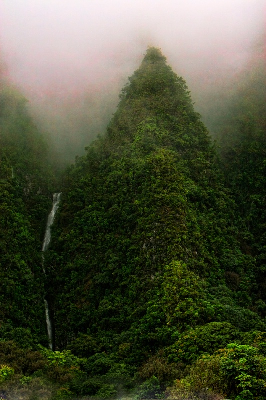 Ko'olau Waterfalls