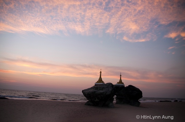 Sunset at Ngwe Hsaung Beach in Myanmar