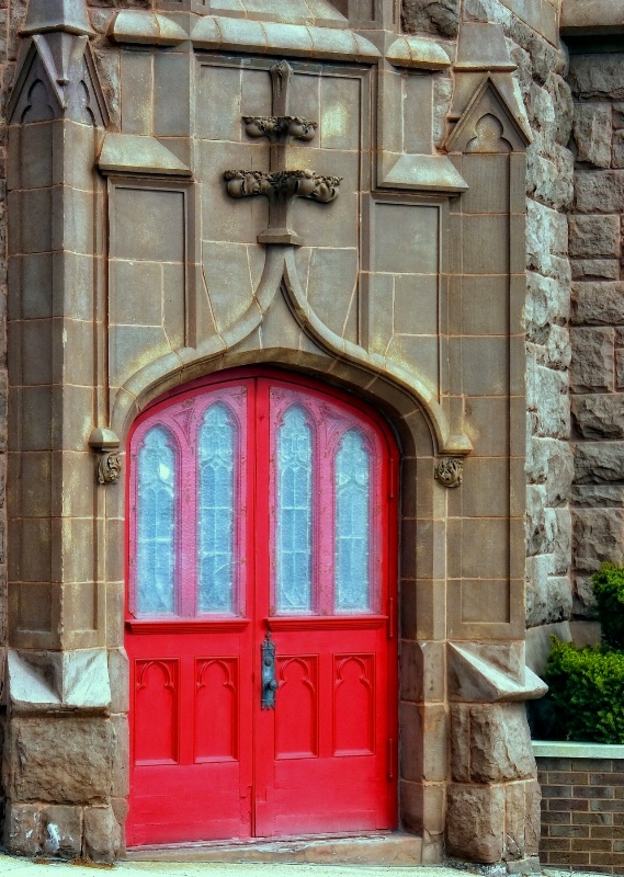 CATHEDRAL DOOR